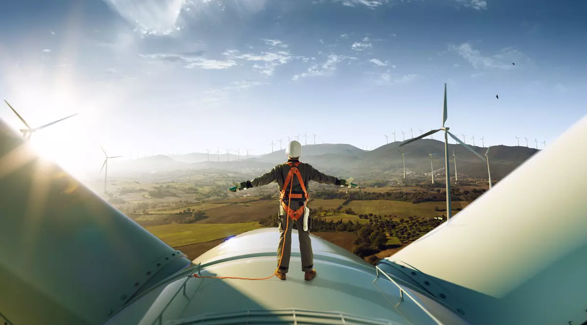 Tranziția către energie curată va produce noi superputeri globale. Cine pierde și cine câștigă