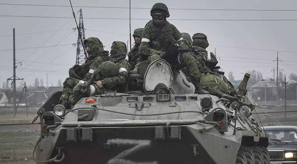 Duma de Stat din Rusia propune ca armata să poată angaja recruți direct de pe băncile școlii