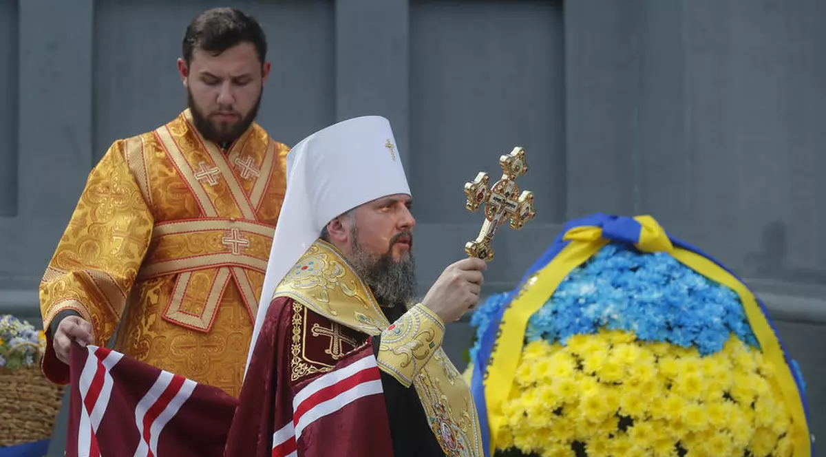 Liderul Bisericii Ortodoxe din Ucraina cere oamenilor să nu meargă la slujba de Paște, ca să nu cadă victime bombardamentelor