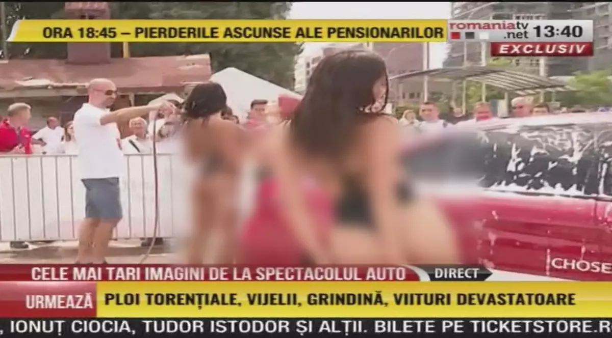 DERAPAJ la România TV. Imagini nerecomandate minorilor. Show erotic în direct la tv în miezul zilei