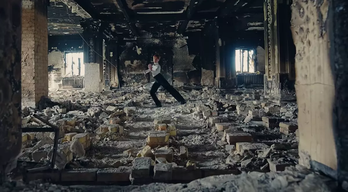 Ed Sheeran a scos o melodie cu o trupă ucraineană. Clipul e parțial filmat pe front