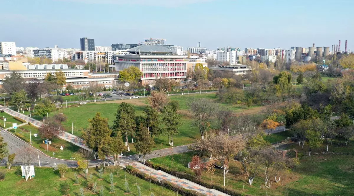 Parcul Universității Politehnica, redeschis pentru public după doi ani. Care sunt regulile și programul de acces. Foto: Primaria Sector 6