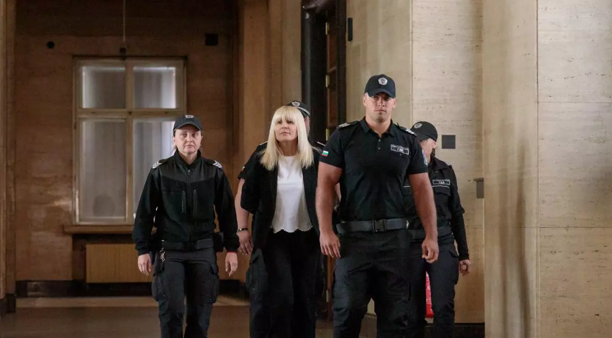 VIDEO Procesul Elenei Udrea din Bulgaria, amânat din nou pentru 8 iunie