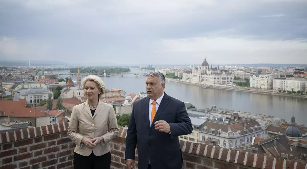 Ursula von der Leyen anunță „progrese” în tratativele cu Ungaria privind interzicerea petrolului din Rusia