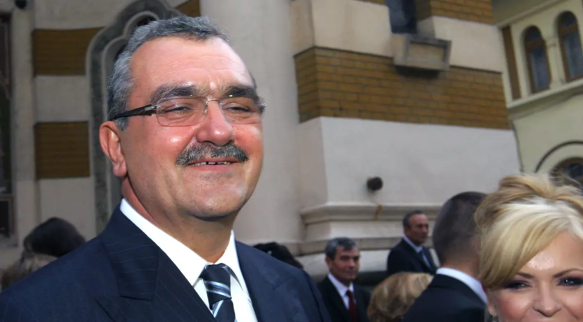 Miron Mitrea a dat în vileag porecla lui Cristi Borcea la „Poartă Albă”: „De aceea îi spuneam «Magdalena»”