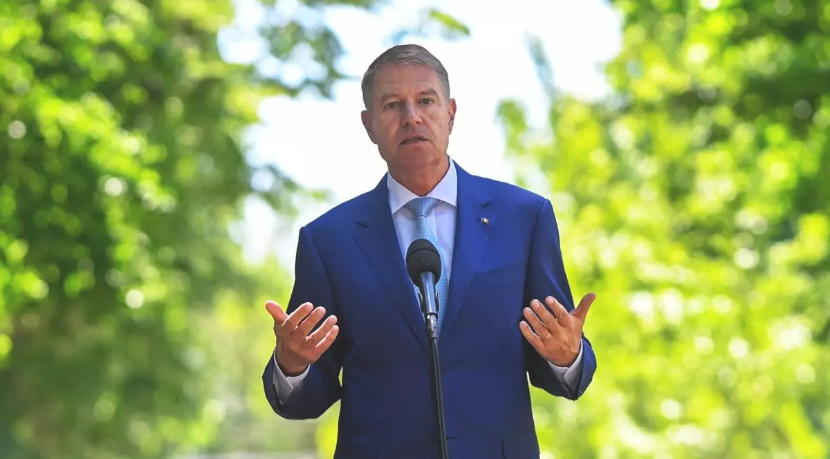 Klaus Iohannis, despre revizuirea Constituției: Vrem președinte ales de popor sau unul ales de Parlament, cu o poziție protocolară?