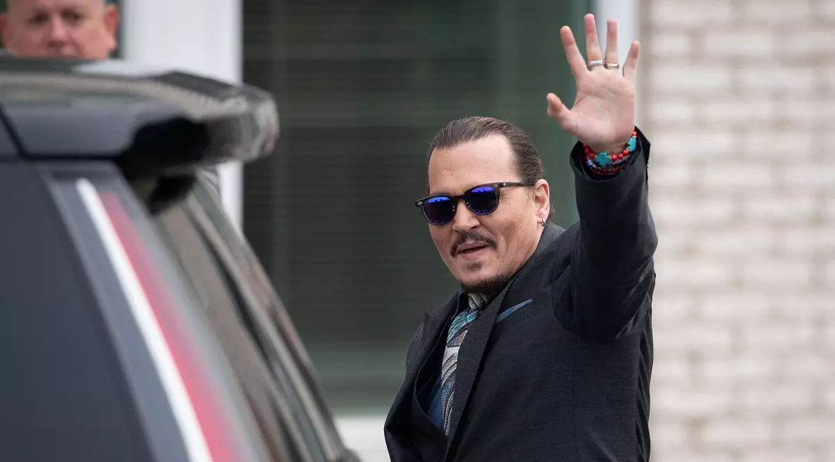 Johnny Depp, apariție-surpriză în timp ce așteaptă verdictul în procesul cu fosta soție