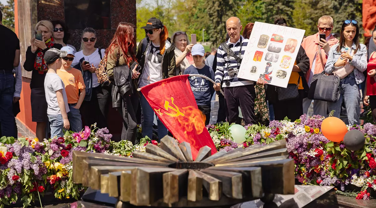 Corespondență de la Chișinău. Cum au sărbătorit zeci de mii de moldoveni Ziua Victoriei, între nostalgia față de URSS și propaganda Moscovei. „Pentru limba română, mergeți în România”