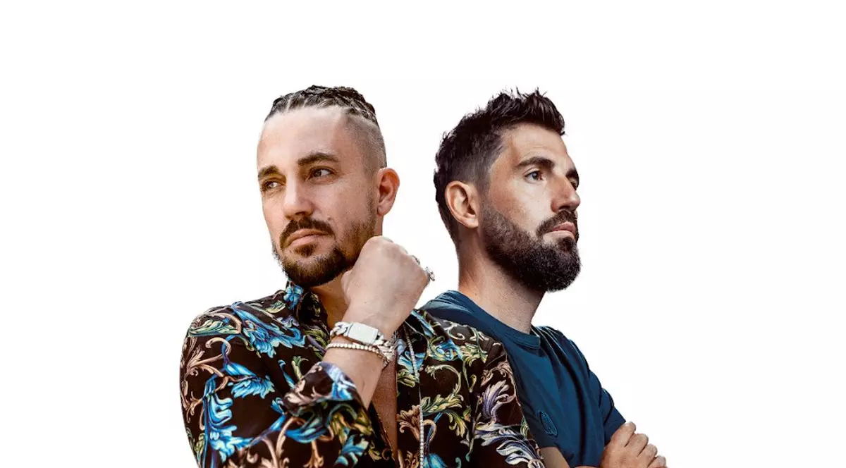 MEET THE HEADLINER: Dimitri Vegas & Like Mike mixează muzica, cinematografia și gamingul
