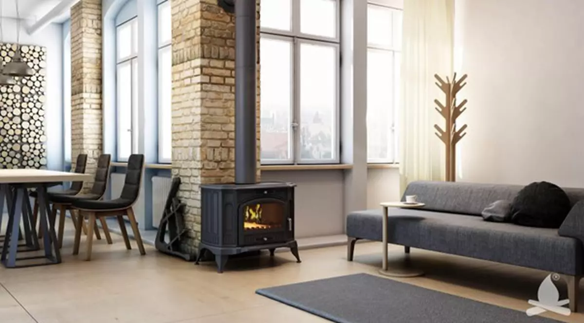 Stresat din cauza facturilor uriașe la gaz? Soba pe lemne modernă este soluția perfectă