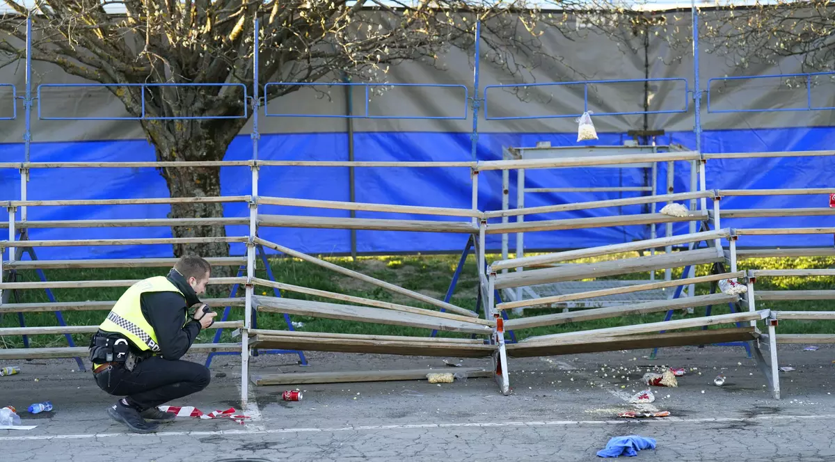 Cel puţin patru persoane au fost rănite într-un atac cu cuțitul în sud-estul Norvegiei. Poliția a anunțat că un suspect a fost arestat