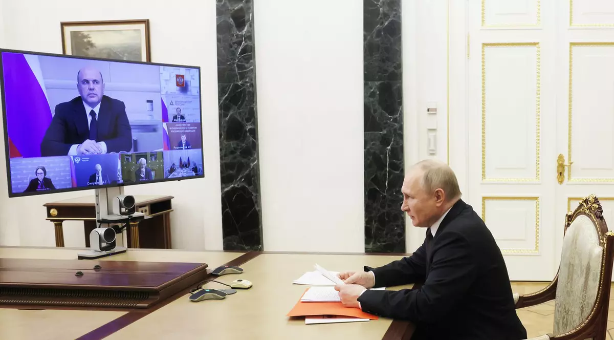 Putin spune că sancțiunile împotriva Rusiei provoacă o criză economică globală: „Autorii lor au lovit în bunăstarea propriilor cetățeni"