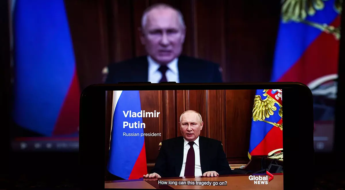 Cum se face propagandă în televiziunile rusești de stat: editorii discută săptămânal subiectele cu oficialii de la Kremlin. „Suntem o republică prezidențială, nu-l criticăm pe președinte”