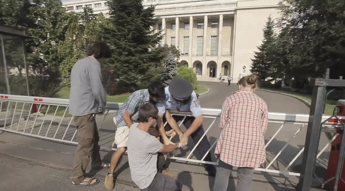 România, condamnată la CEDO pentru încălcarea libertății de exprimare. Avocată: „Urmarea? N-ar mai trebui sancționați protestatarii în grupuri mici, neviolenți”