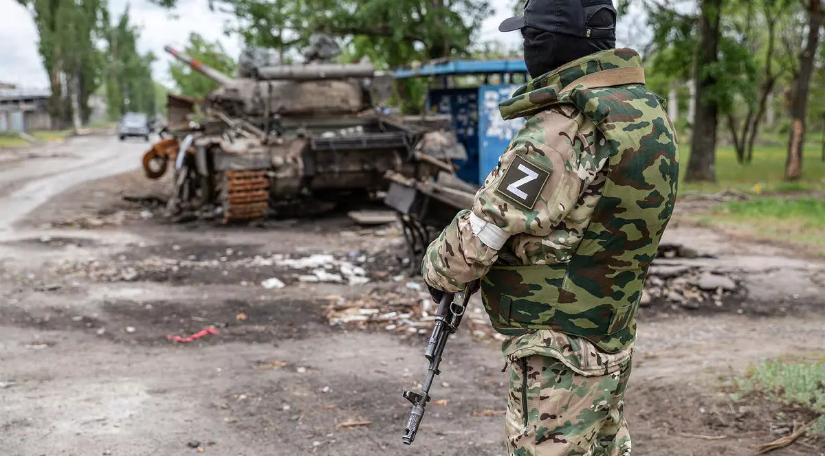 Un colonel rus și-a ucis soldații răniți, care nu mai puteau merge, povestesc militarii capturați de armata ucraineană