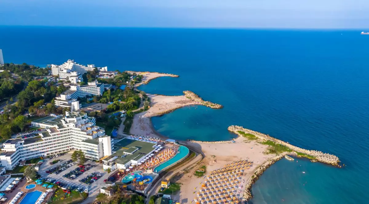 Stațiunea Cap Aurora: 7 motive pentru care să vii aici în concediu