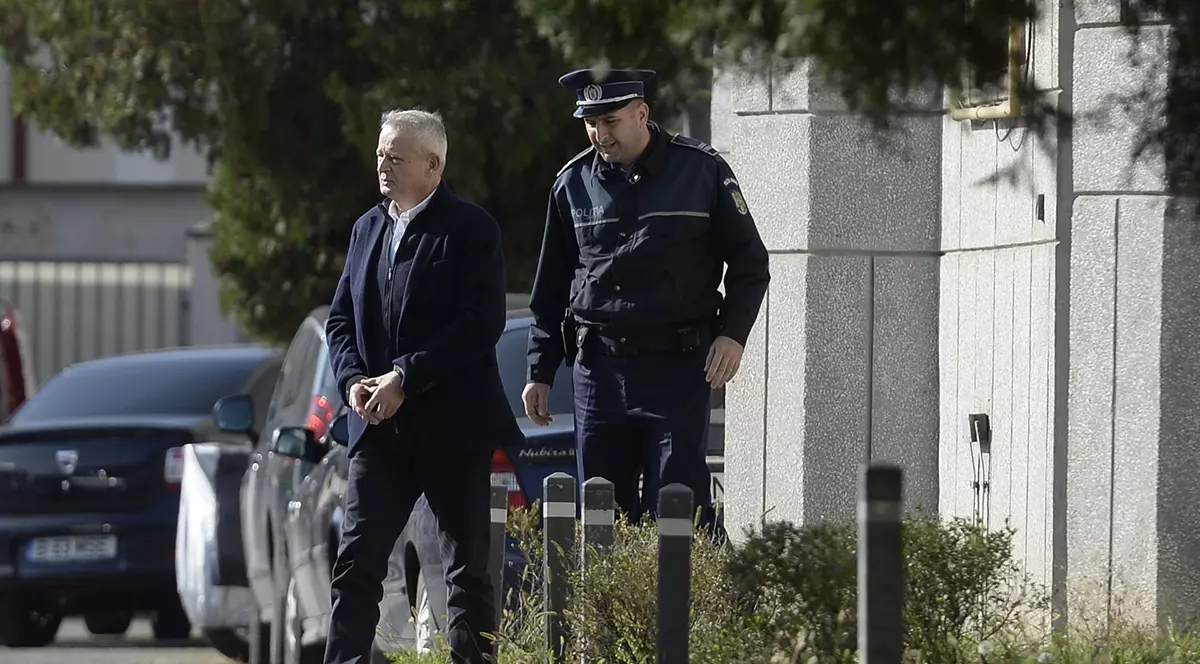 Sorin Oprescu rămâne în arest în Grecia încă zece zile, în așteptarea deciziei privind extrădarea sa în România