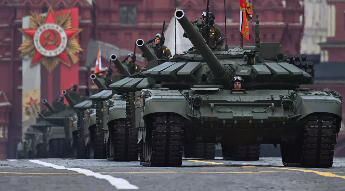 Rușii folosesc piese de la frigidere și mașini de spălat ca să fabrice tancuri pentru războiul din Ucraina