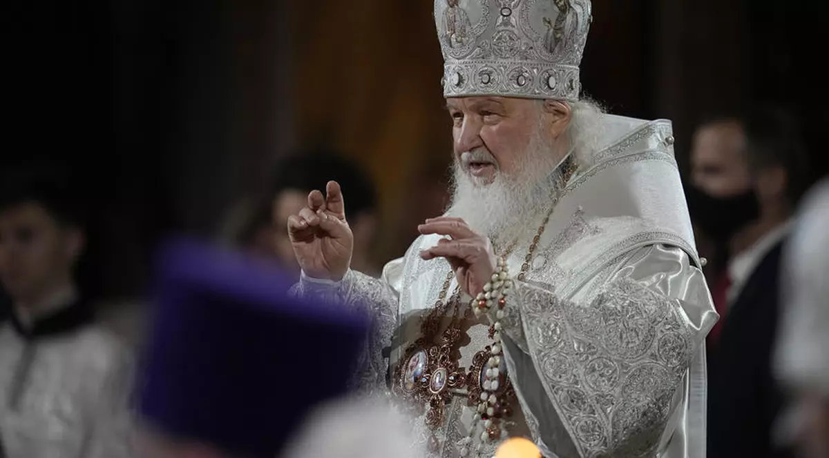 Patriarhul Kiril, apel către preoţi: „Fiecare parohie trebuie să-i ajute pe cei aflaţi în prima linie”