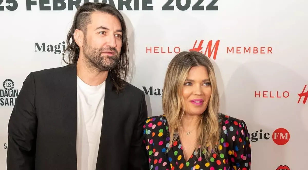 Anunțul făcut de Smiley despre nunta cu Gina Pistol. Cei doi au împreună o fetiță. „Cu acte și fără acte”