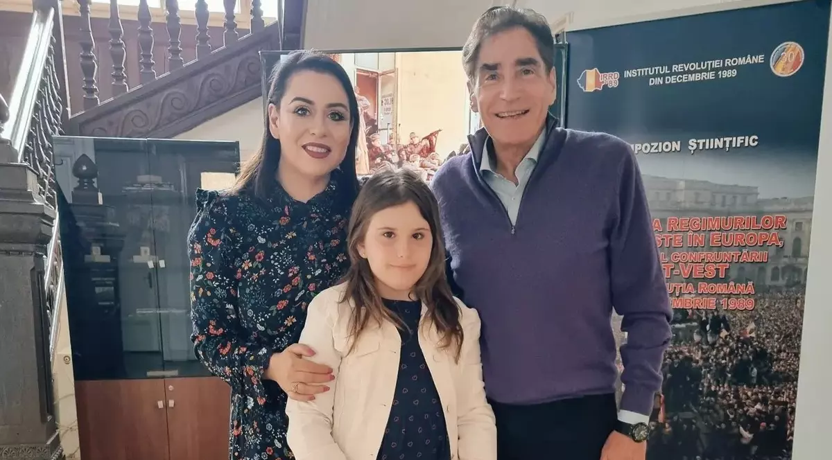 Ce a spus Oana Roman atunci când a fost întrebată de relația pe care o are cu soția tatălui ei, Silvia Chifiriuc