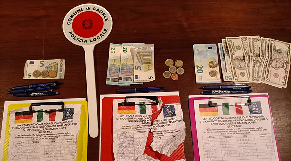 17 români au fost reținuți în Italia. Pretindeau că sunt surdomuți și cereau bani turiștilor din Veneția