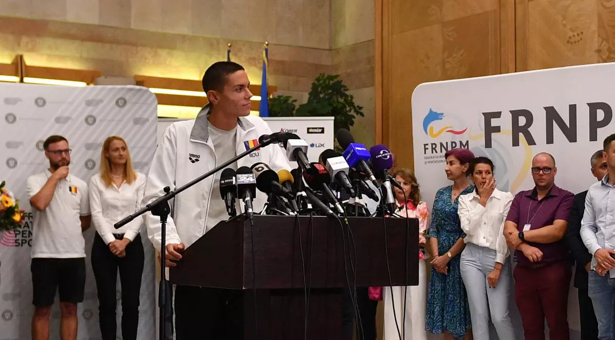 Cel mai mare vis al lui David Popovici: „Lucrez la asta în fiecare zi”. Discurs memorabil susținut la revenirea în țară