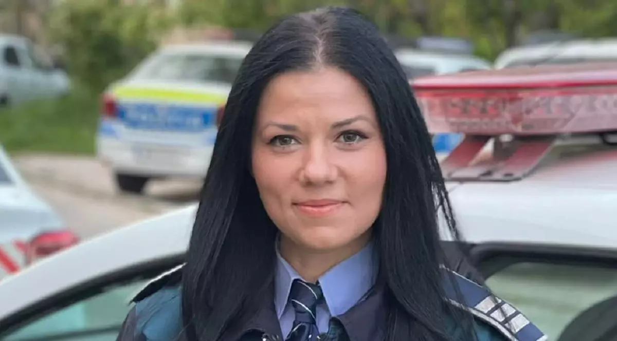 O polițistă s-a dus în ziua liberă în Vama Veche, cu soțul ei: „Măcar astă seară stai și tu liniștită!”