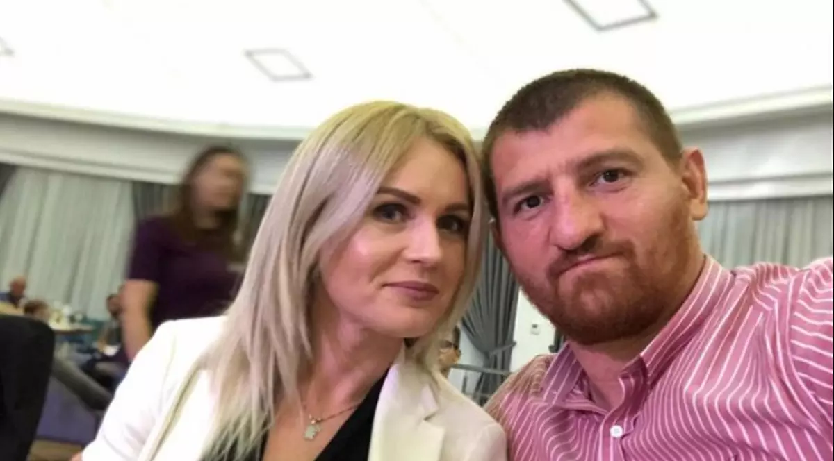 Cătălin Moroșanu și-a botezat băiețelul în mare secret. Primele imagini de la biserică, dar și de la petrecere: „Am avut în jur de 200 de persoane”