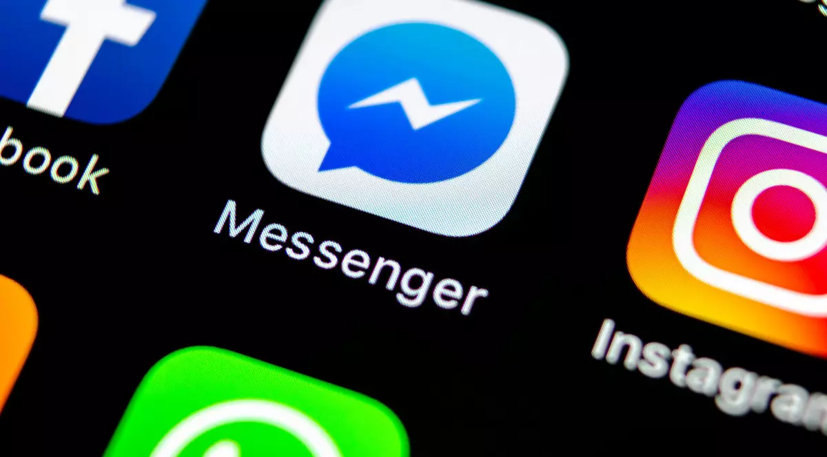 Conversaţii secrete pe Facebook - Imagine cu aplicaţia Messenger a Facebook