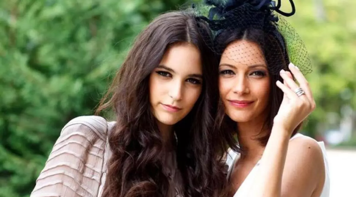 Fiica Andreei Berecleanu a făcut senzație în costum de baie. Eva Zaharescu are 20 de ani și o siluetă perfectă