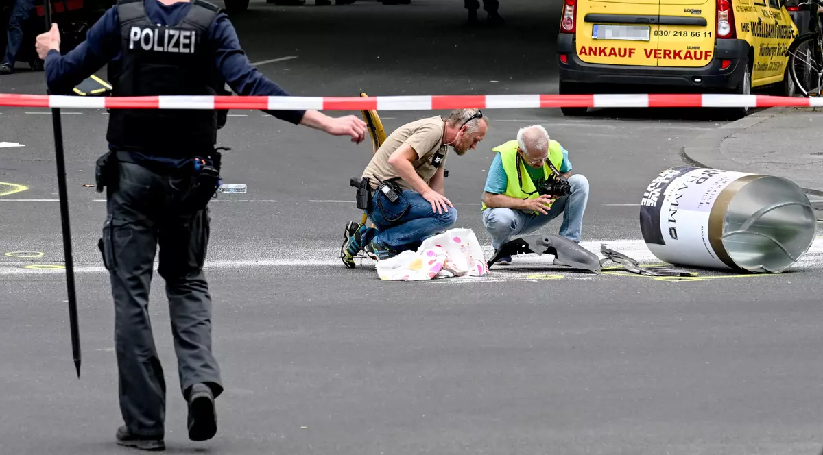 „Oameni au fost aruncați în aer”. Mărturia unui tânăr care a asistat la incidentul de la Berlin, unde o mașină a intrat în mulțime