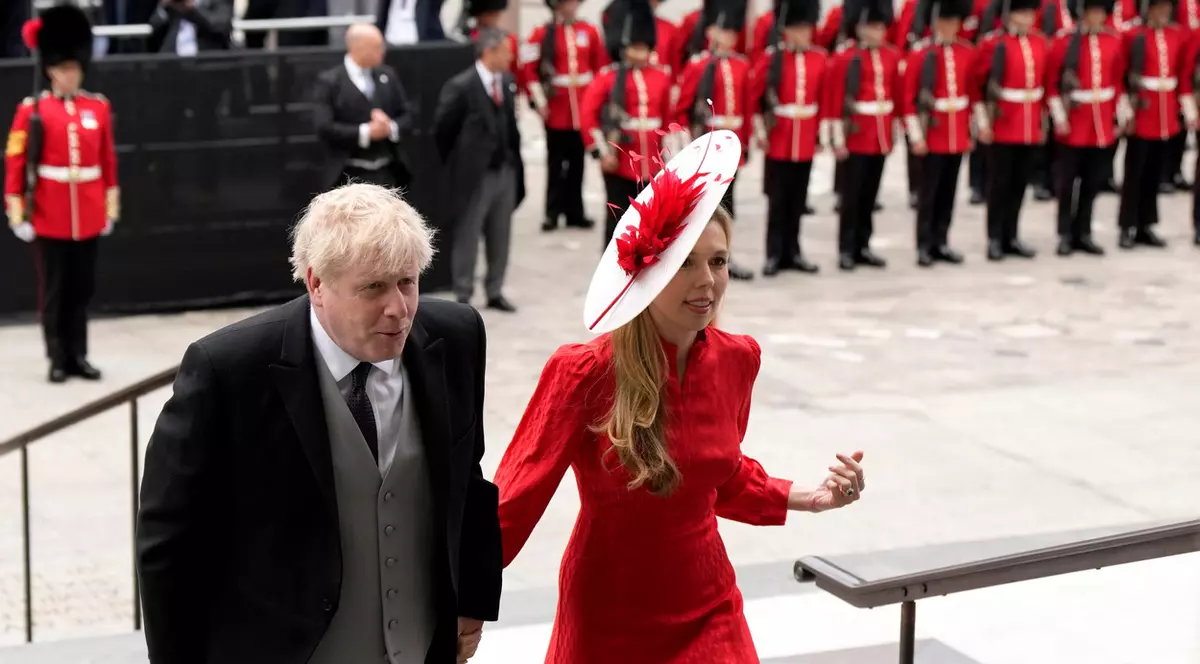 Premierul britanic Boris Johnson, primit cu huiduieli la o slujbă dedicată Jubileului de Platină