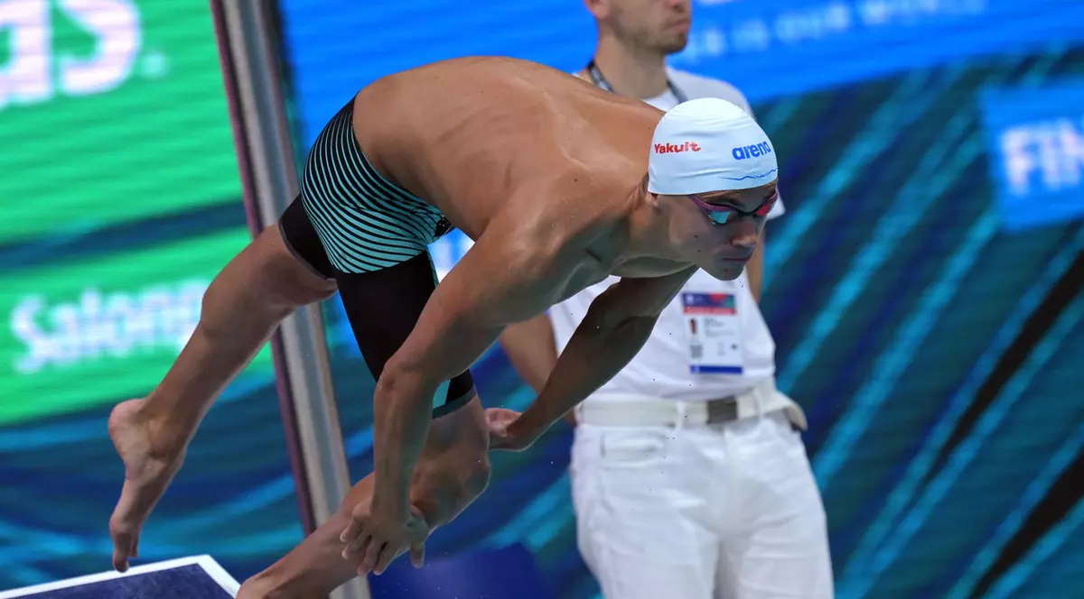Un nou record pentru David Popovici! Românul s-a calificat cu cel mai bun timp în finala de la 100 m liber
