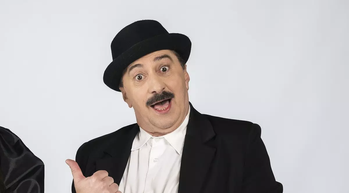 Cum și-a câștigat Romică Țociu primii bani: „Vara plecam pe litoral şi vindeam gogoşi sau sucuri pe plajă”
