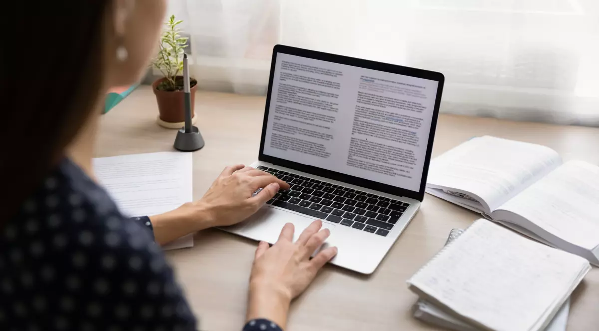 Teza de doctorat, ca paravan al imposturii. Cum a decăzut ideea de elită în România postcomunistă