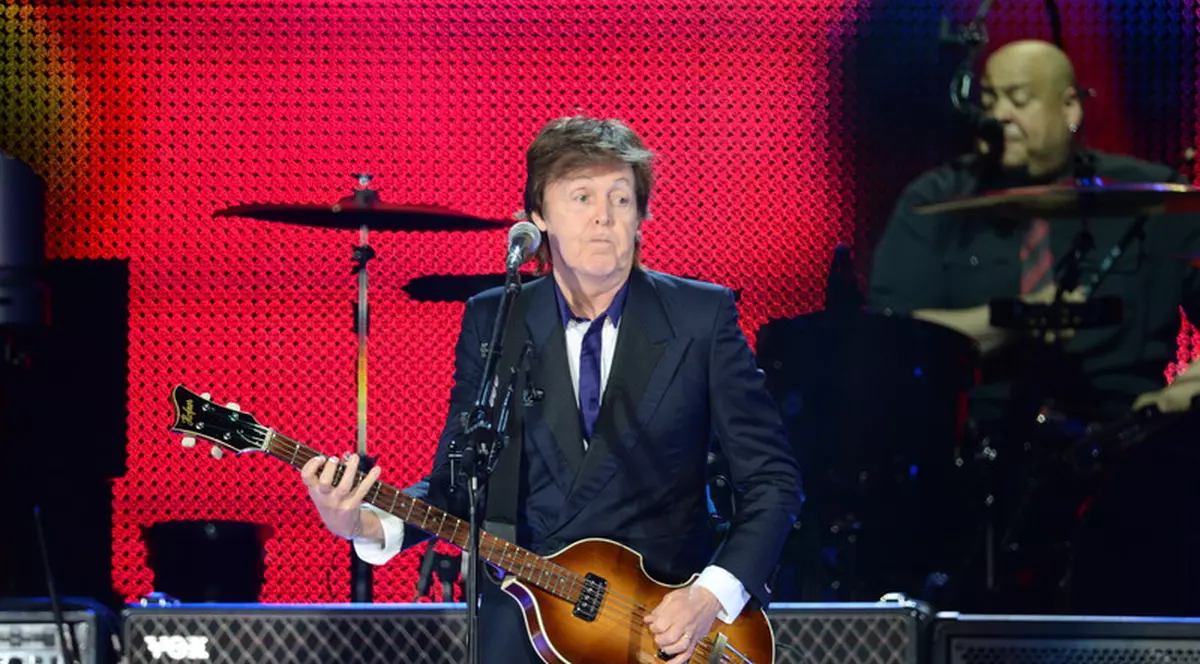 Paul McCartney, cel mai în vârstă cap de afiş din istoria Festivalului Glastonbury