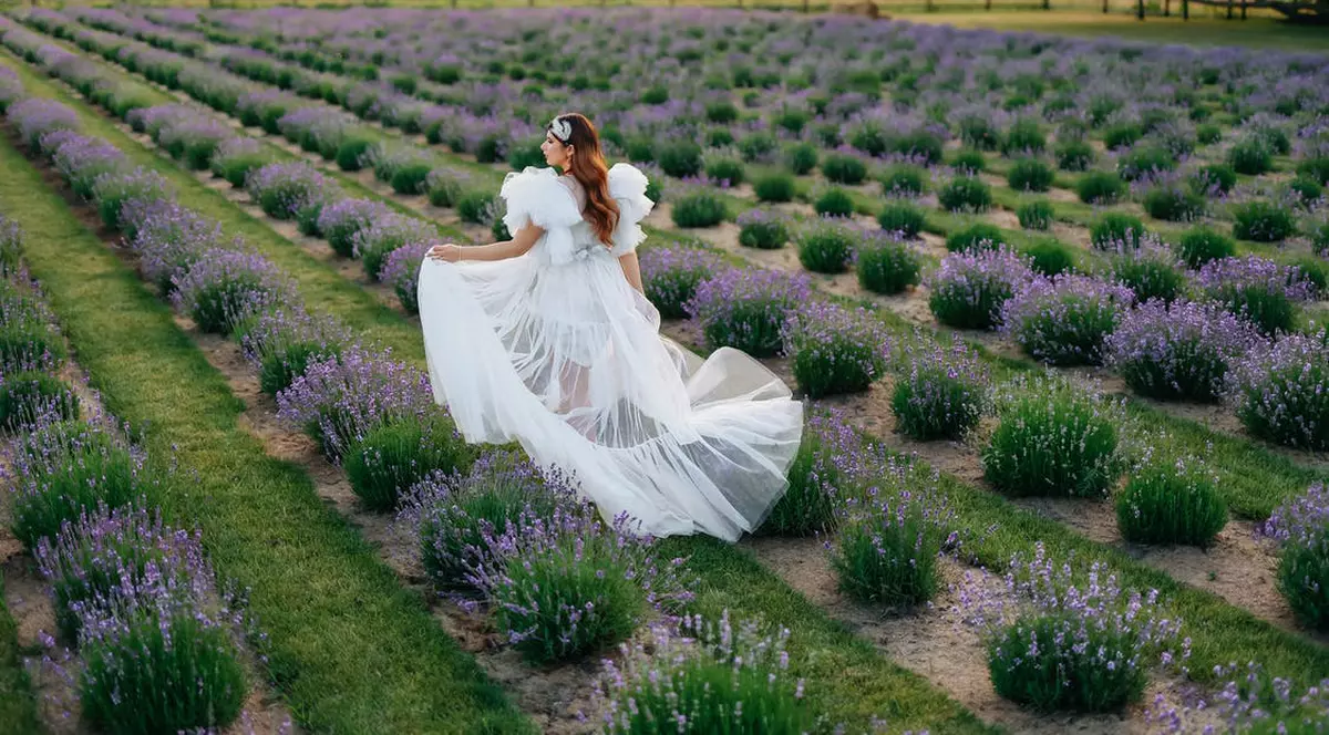 5 articole de îmbrăcăminte unde poţi folosi tulle pentru a pune în valoare designul ales