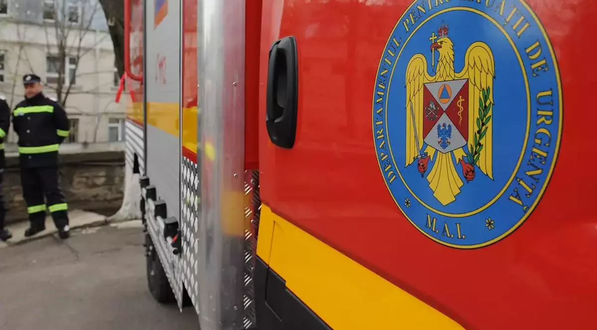 VIDEO Angajați ISU Dâmbovița trimiși la reinstruire, după ce au dat contactul unui reclamant făptașilor și cazul a fost prezentat în Libertatea