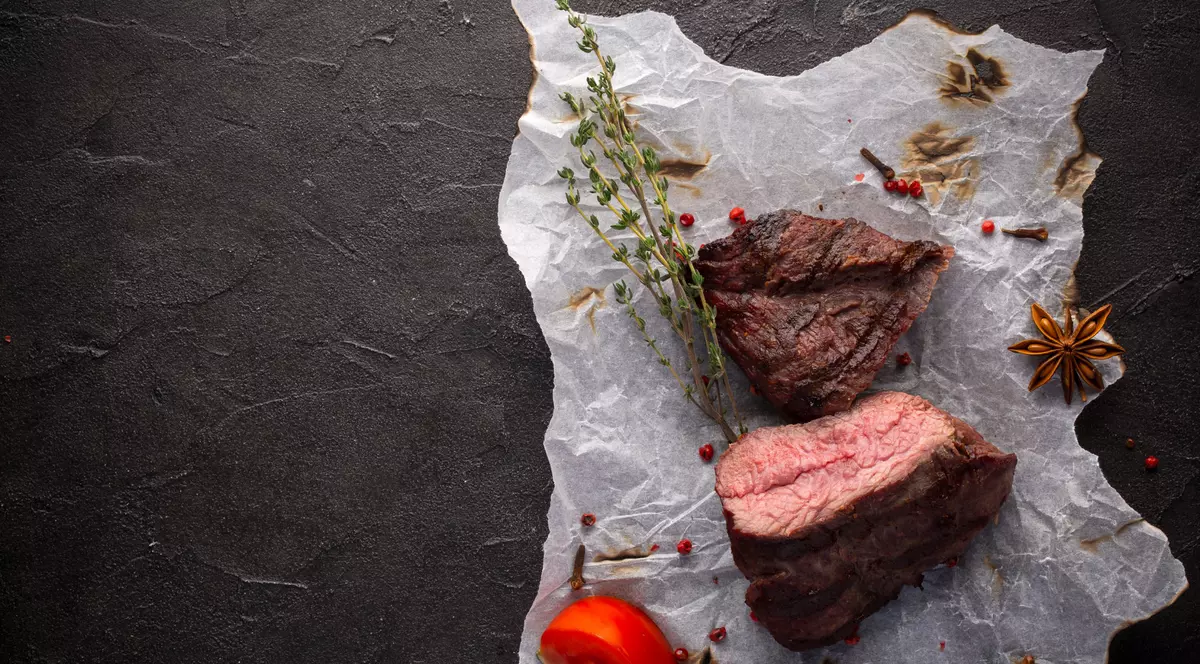 Carnea de struț - cât de sănătoasă este și cum o poți prepara