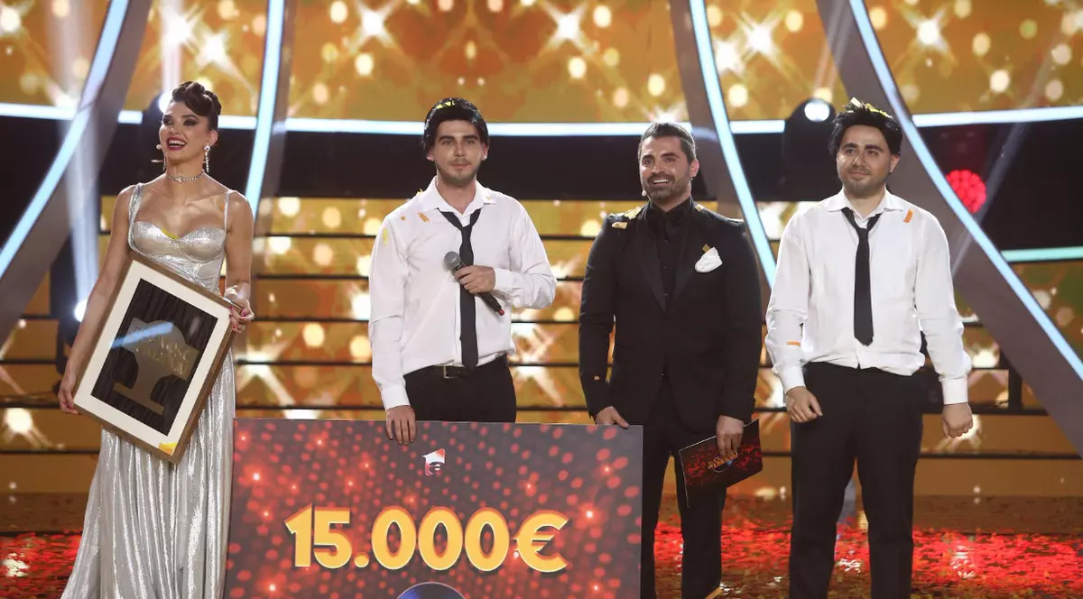 Cuza și Emi au câștigat „Te cunosc de undeva!”, sezonul 17. Ce vor face cu premiul în valoare de 15.000 de euro