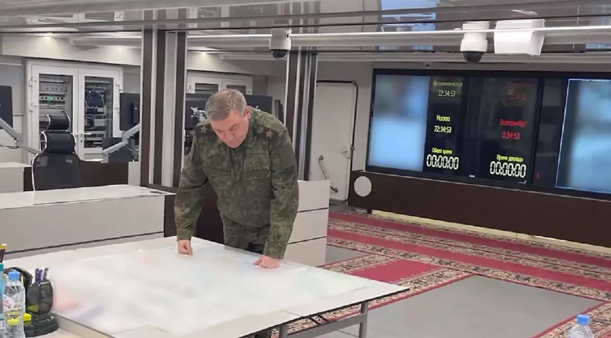 Generalul rus Valeri Gherasimov, șeful Statului Major, pe frontul din Ucraina. Ministerul Apărării publică imagini imposibil de verificat