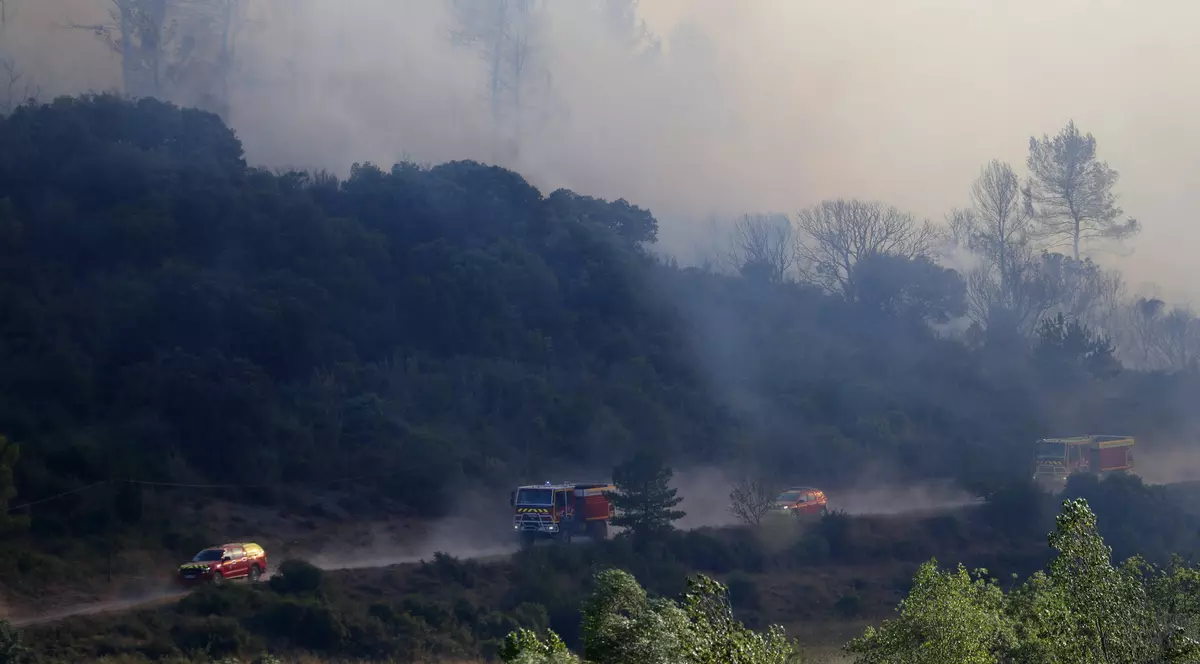 „Dependent de adrenalină”. Un pompier din Franța, acuzat că a provocat o serie de incendii de vegetație