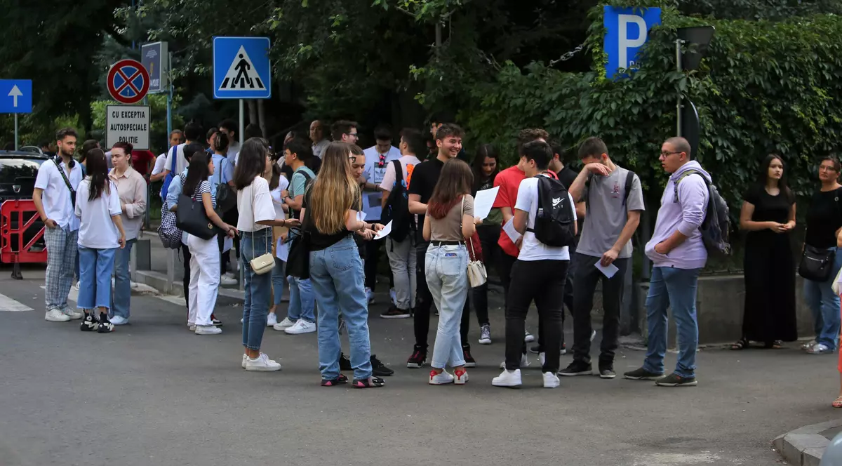 Situația liceelor cu 0% rată de promovare la Bac, explicată de un expert în educație. „Să ne întrebăm cum ajung zeci de elevi să intre la liceu cu medii de 2-3”