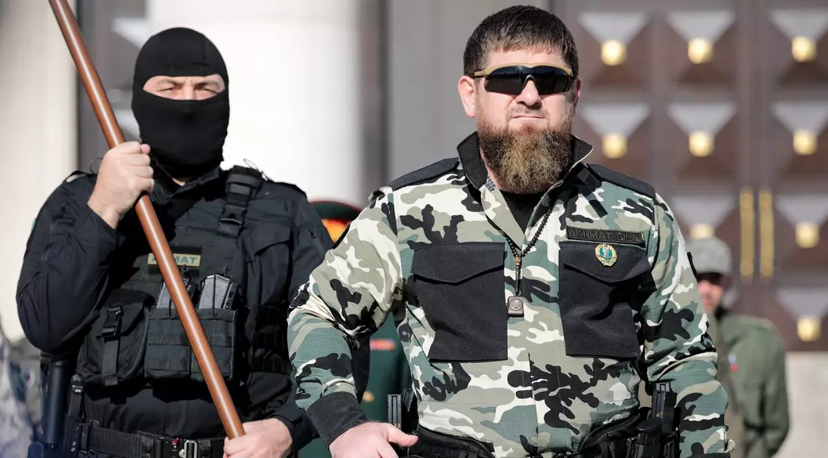 Ramzan Kadîrov îi cere lui Putin să-l lase să atace Kievul: „Sperăm cu disperare că comandantul nostru suprem va da un ordin!”