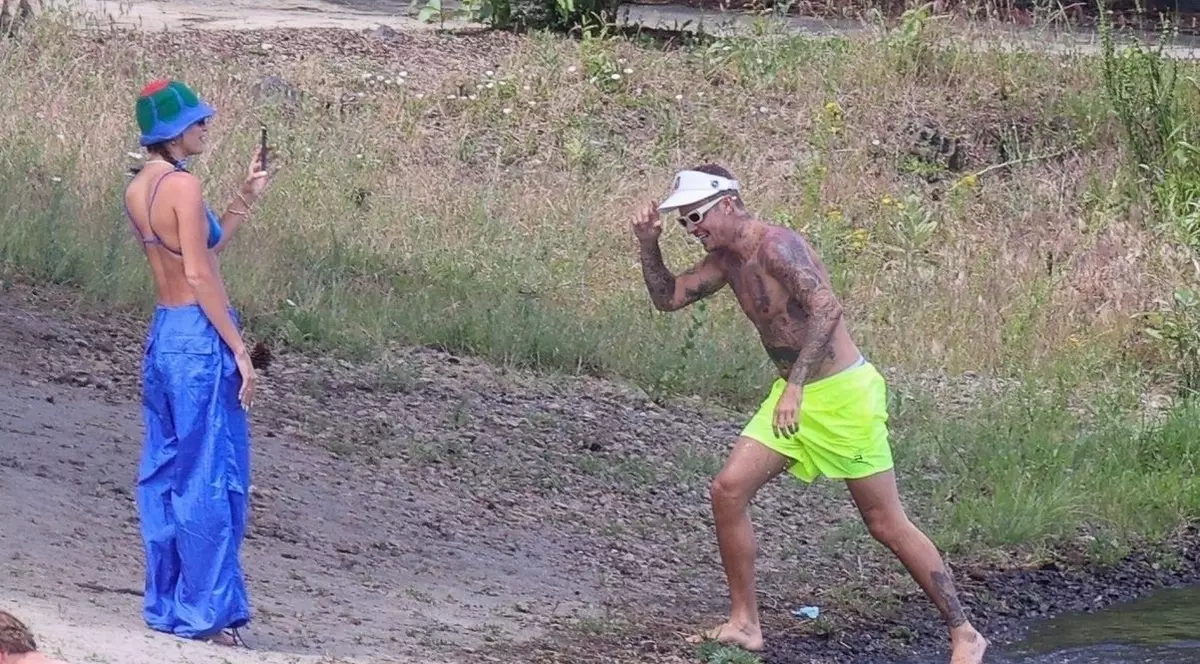 Primele imagini cu Justin Bieber, după paralizia facială severă. „A fost înfricoșător, dar acum este mai bine”