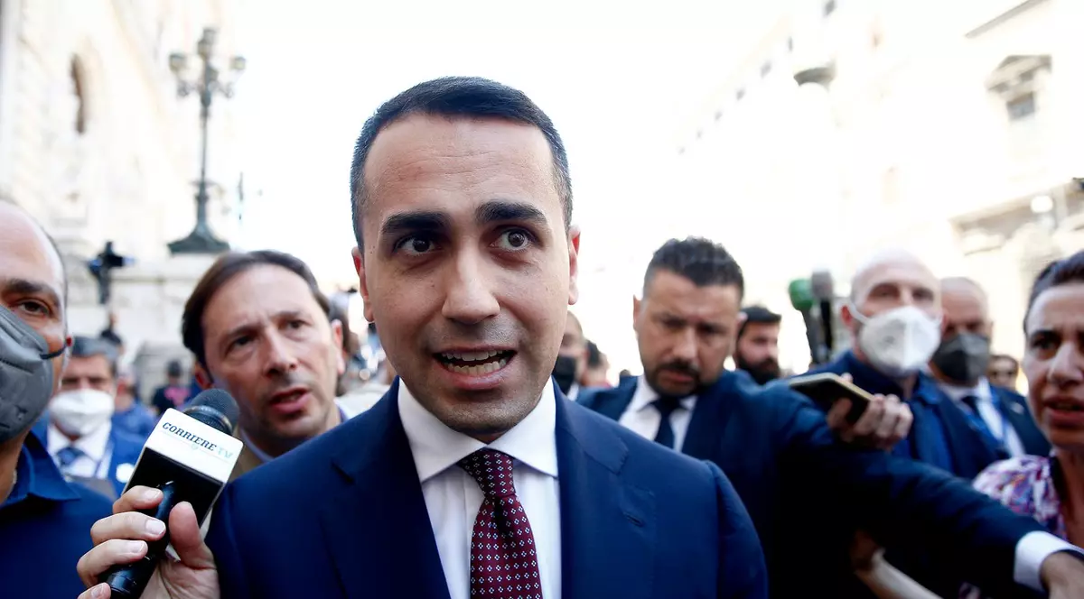 Luigi Di Maio, șeful diplomației italiene: Guvernul Draghi a fost răsturnat de partide care „îi fac cu ochiul lui Putin”