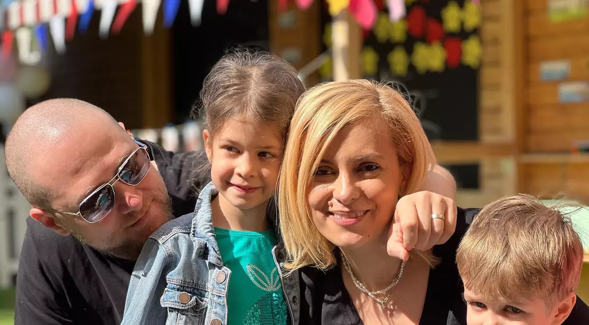 Simona Gherghe și familia