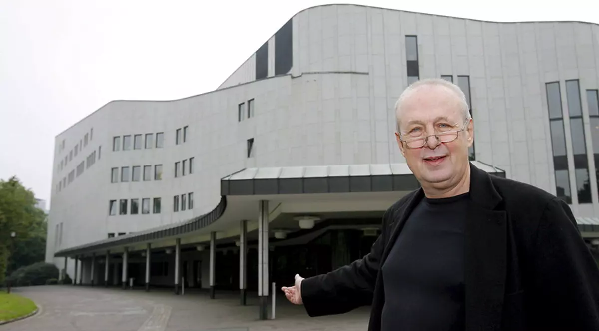 Dirijorul Stefan Soltész a murit pe scenă, în timpul unui concert