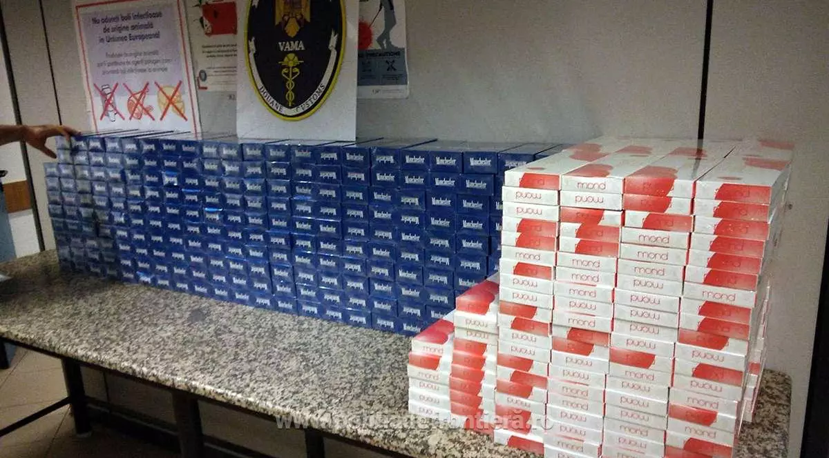 Un român a fost prins pe Aeroportul Henri Coandă cu trei geamantane pline cu țigări de contrabandă. De unde venea bărbatul